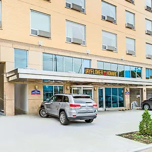 2* Hotel Howard Johnson By Wyndham Long Island